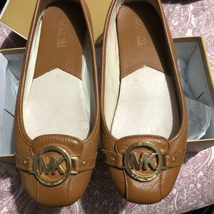 Michael Kors flats size 9